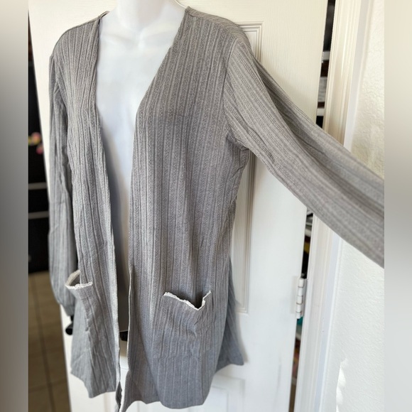 NWT Blu Pepper Light Gray Open-Front Cardigan - Picture 4 of 13